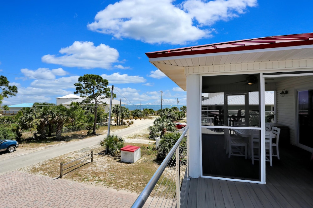 DeLight House