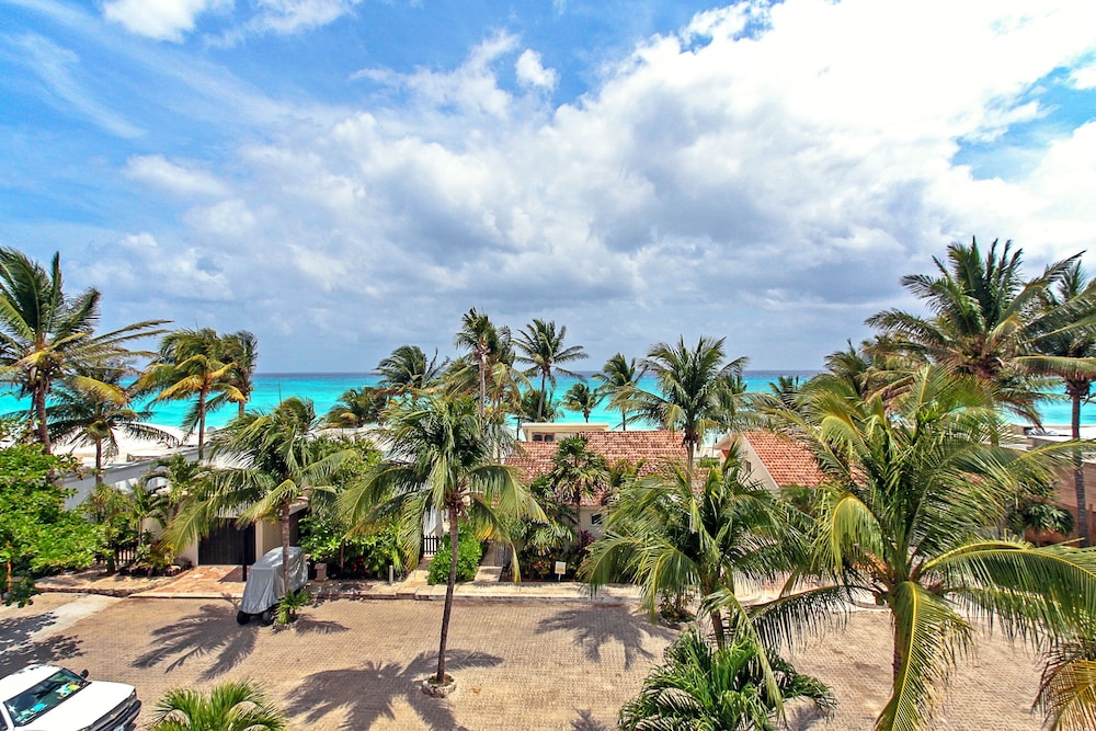 Vista del Mar by NAS