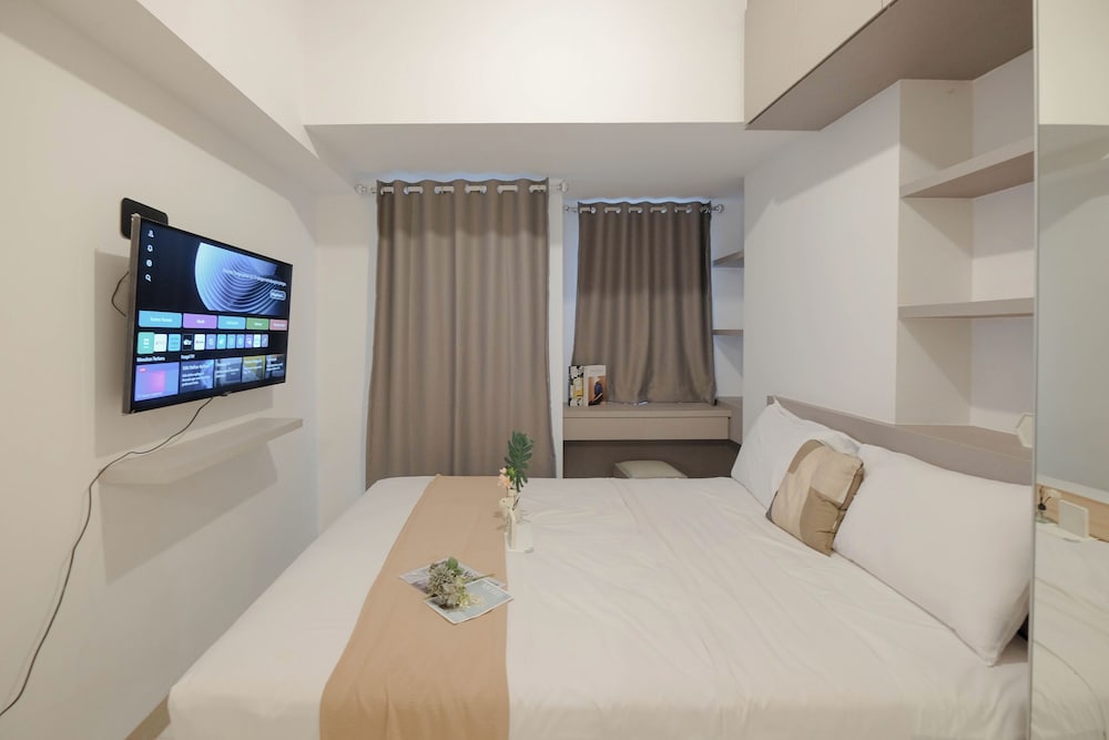 Good and Simply Studio Apartment at Tokyo Riverside PIK 2