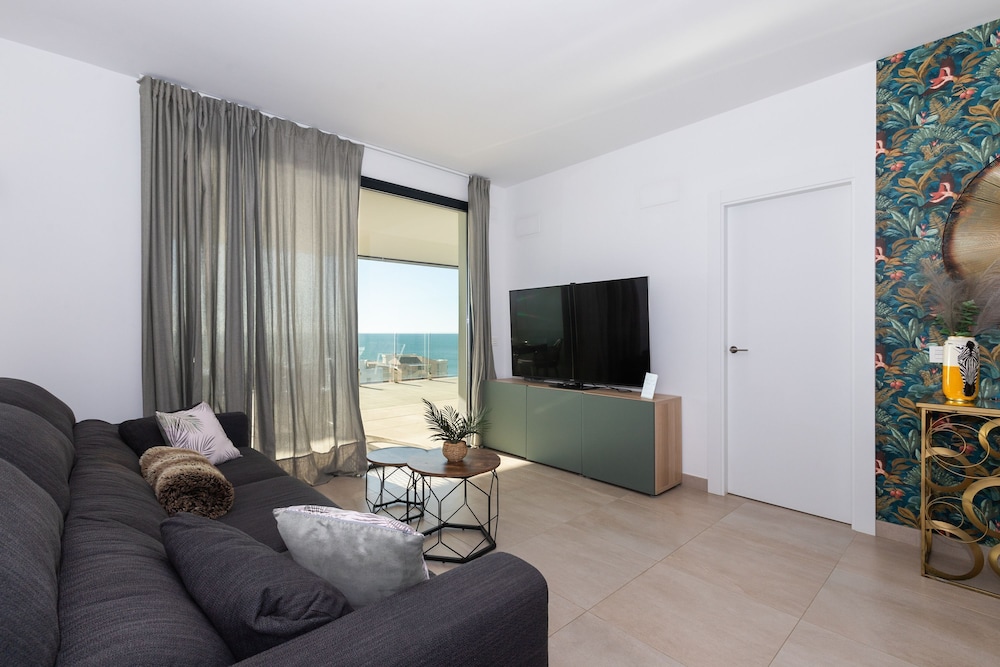 Bego a Sea View in Fuengirola