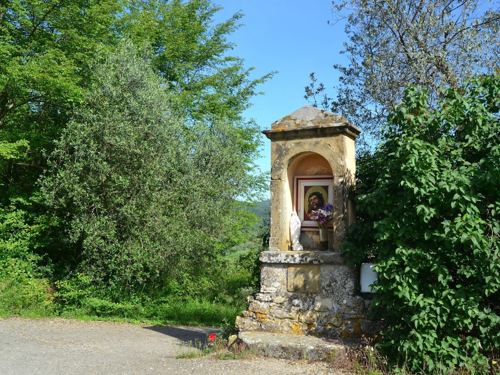 Photo 27