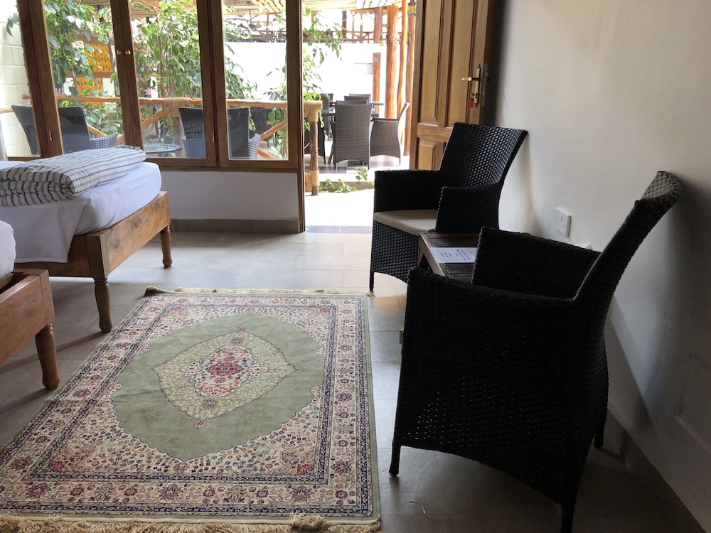 Tamani Villas Annex