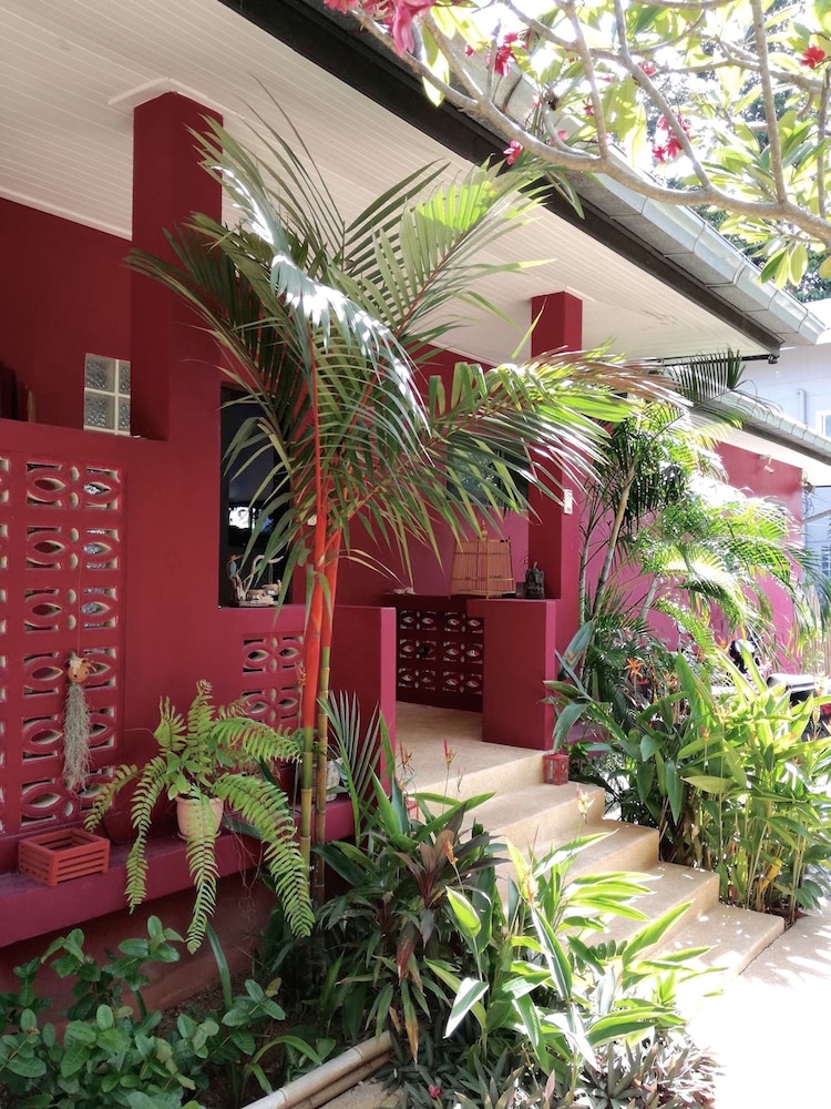 Pink House Samui