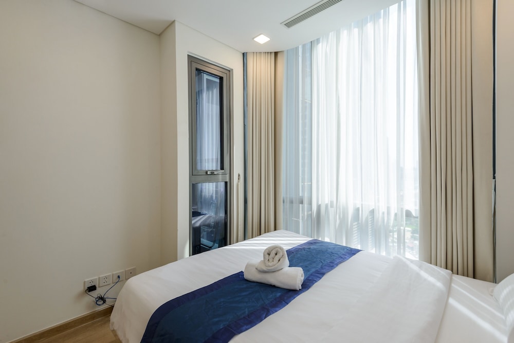 Landmark 81 - Unique Condotel
