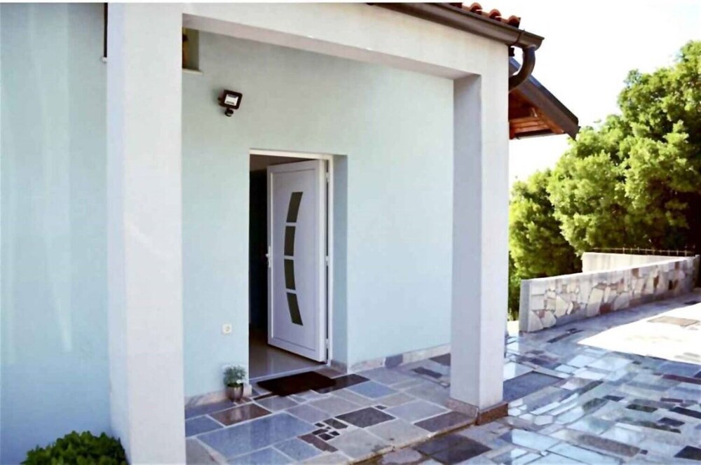 Mattisa - 150 m From sea - A2