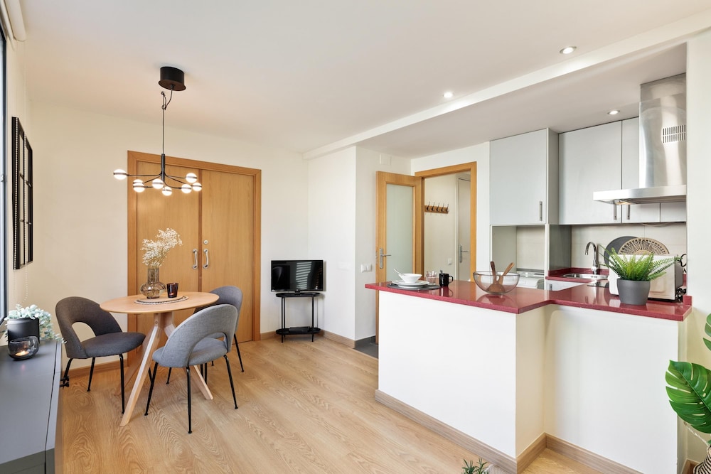 Rambla Paris Attic Apartment