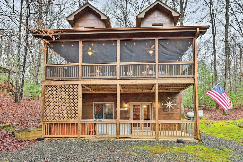 Pet-friendly Blue Ridge Vacation Rental Cabin view 4