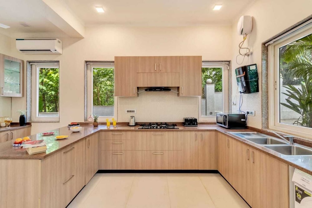 AquaVista Assagao Residency