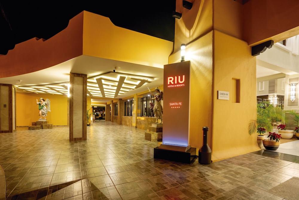 Los Cabos Vacations - Hotel Riu Santa Fe - All Inclusive - Property Image 80