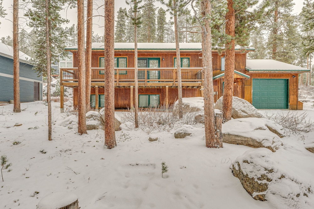 < 1/2 Mi to Marina: Grand Lake Getaway! view 3