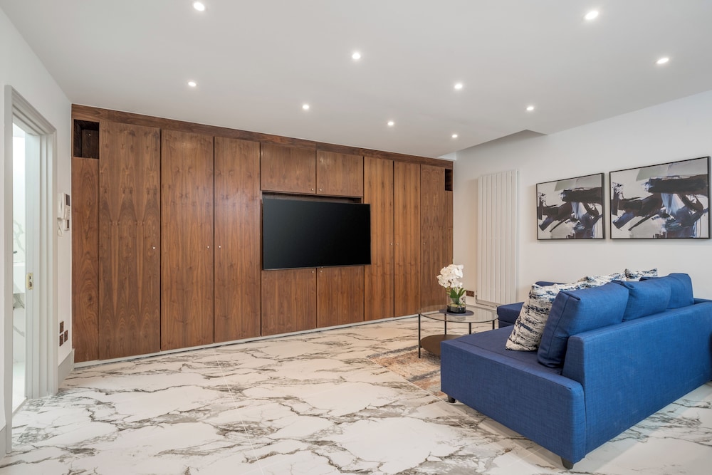 Luxury Eaton Mews House in London