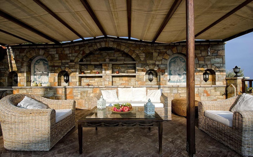 Vatellis Villas