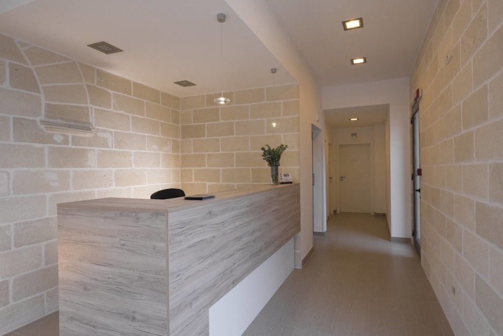 Valderice Vacations - Hotel Parco Degli Aromi Resort  SPA - Property Image 2