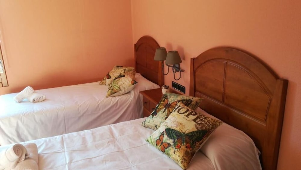 Hostal Torreblanca & Nuevo Eco Urbión photo 2