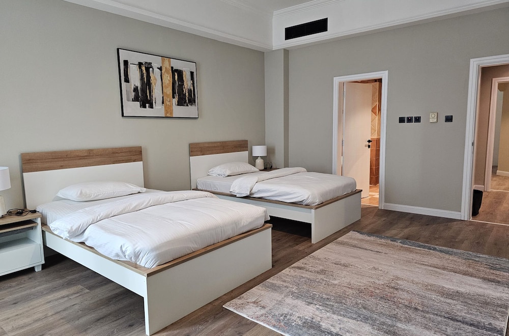 Al Faris Suite 2