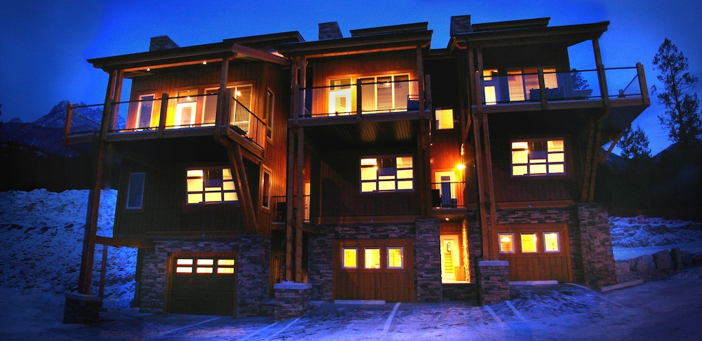Fairmont Creek Property Rentals The Residences