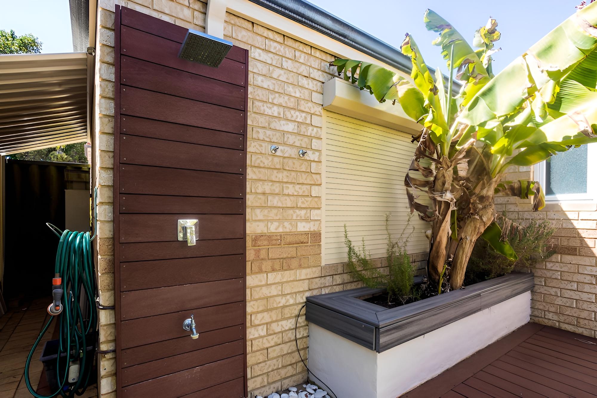 Comfortable 3 BDR Family Home With Patio
