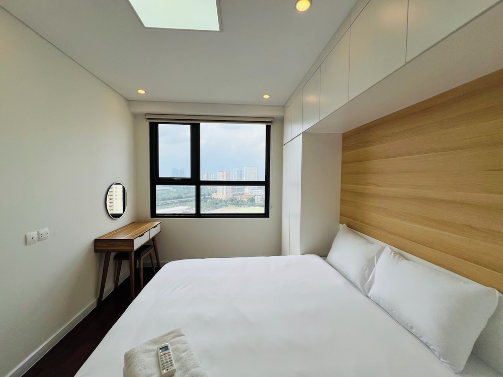 TIL Vinhomes D'capitale Elegance Suites