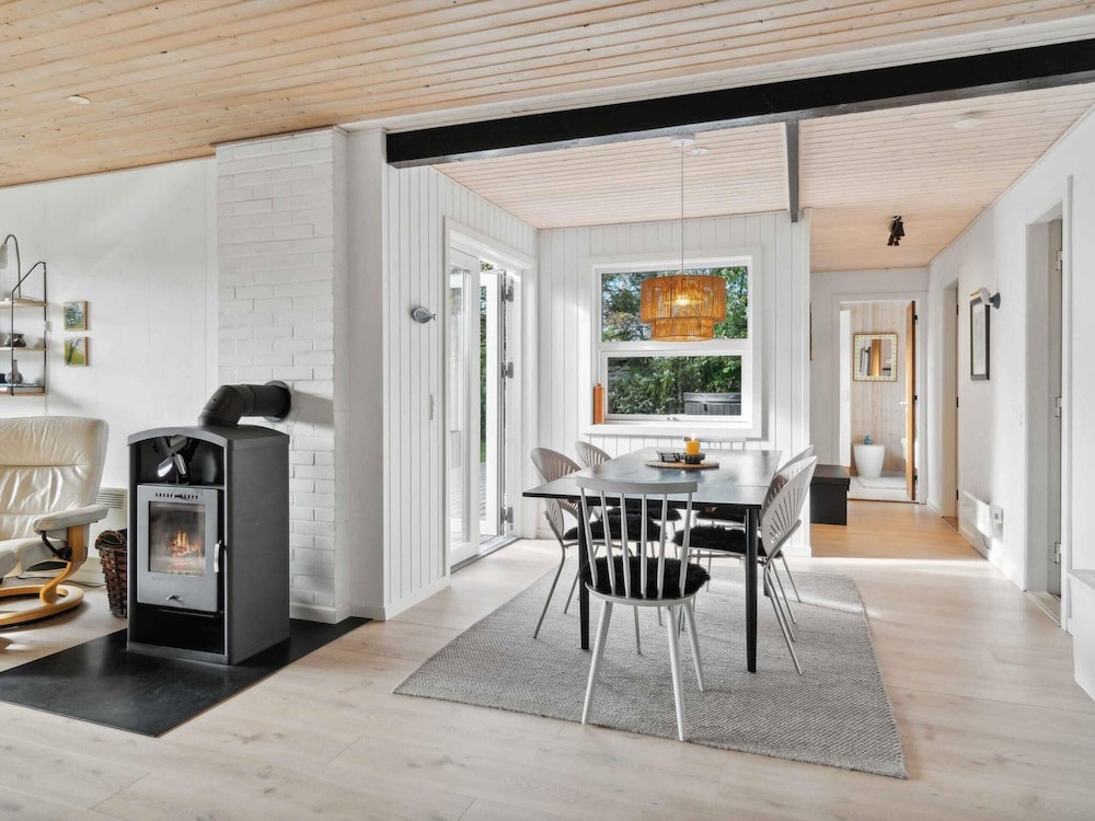 5 Star Holiday Home in Skjern