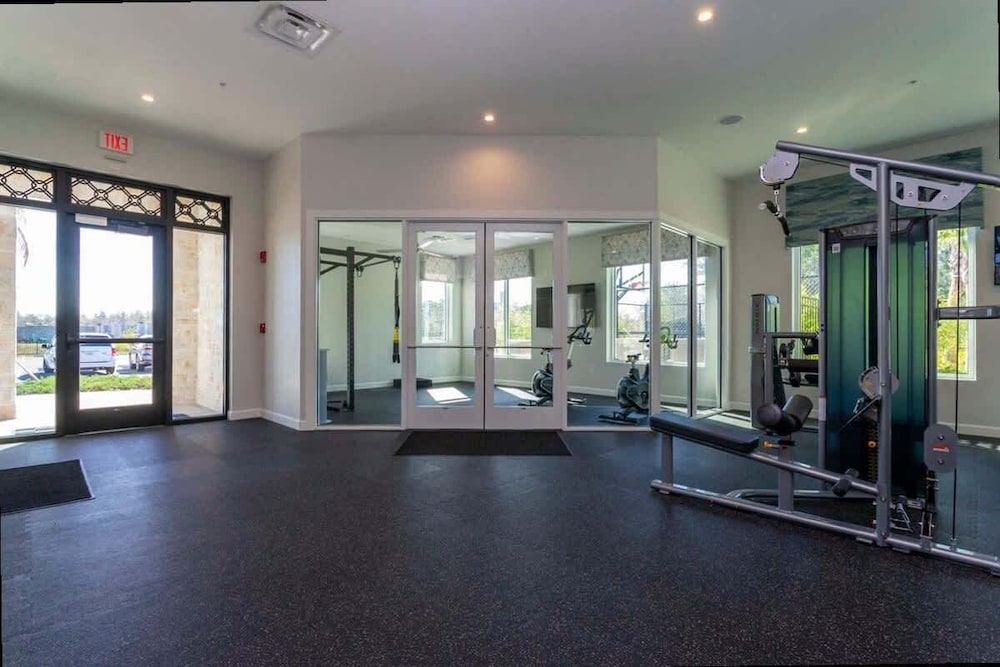 Luxe 5BR Villa Pool Game Room Minutes to Disney