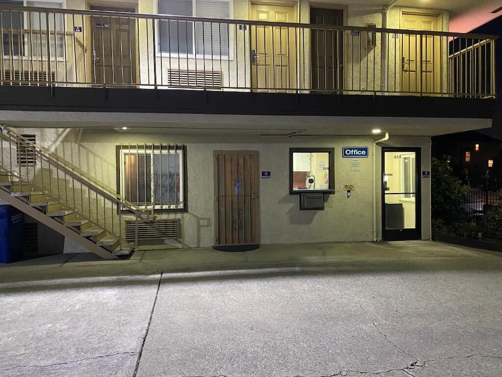 Bayview Motel