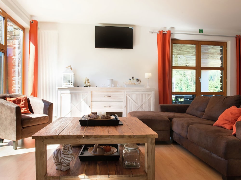 Holiday Home in Stoumont near Town of Spa view 5