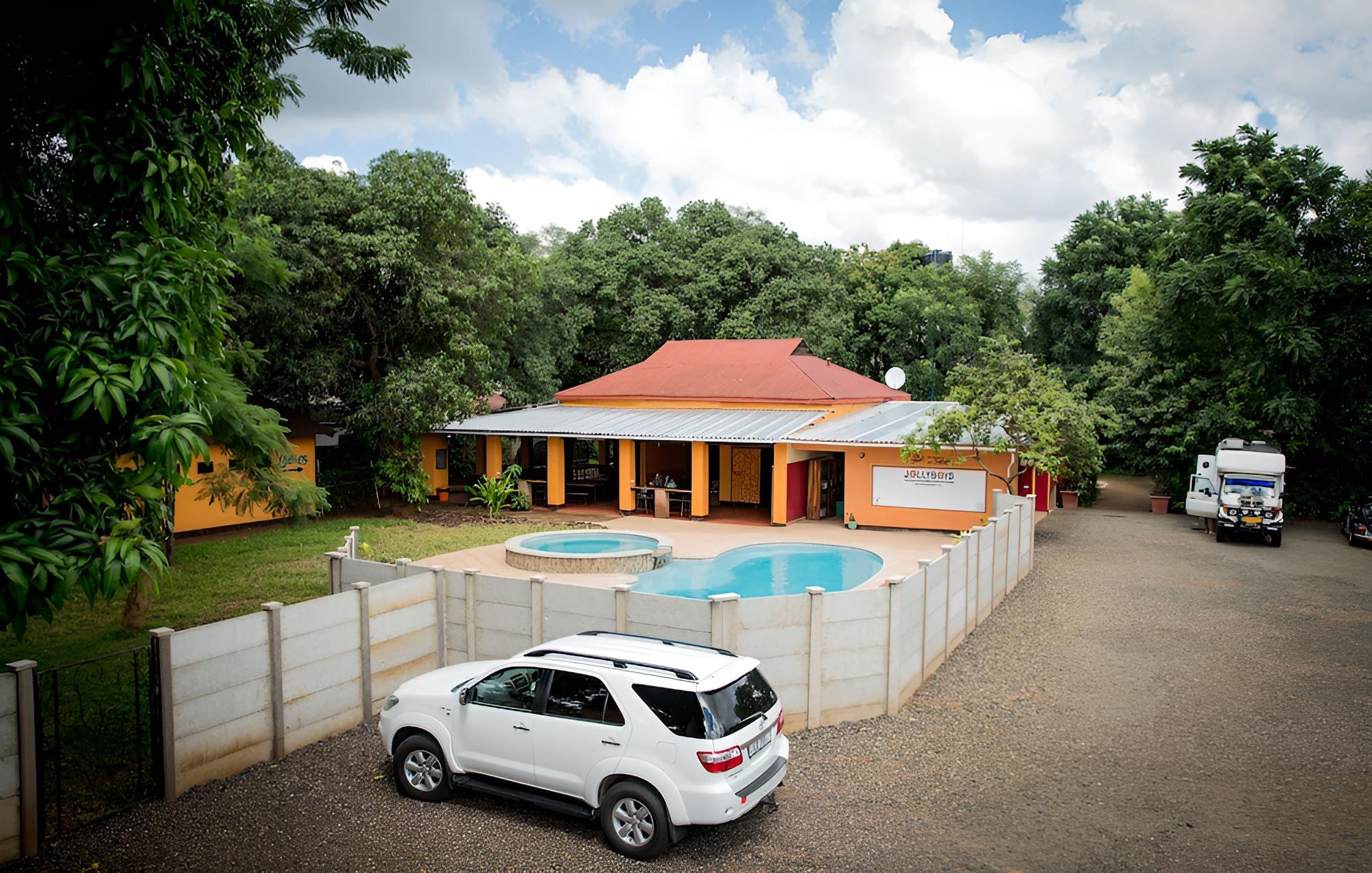Jollyboys Camp - Hostel