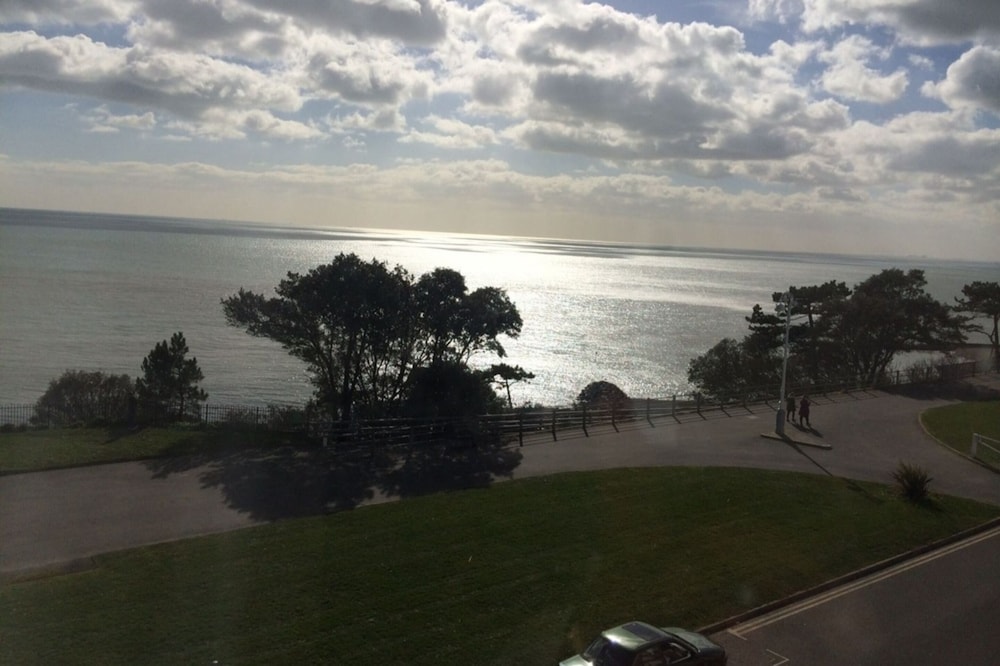 Folkestone Vacations - The Carlton Hotel - Property Image 28