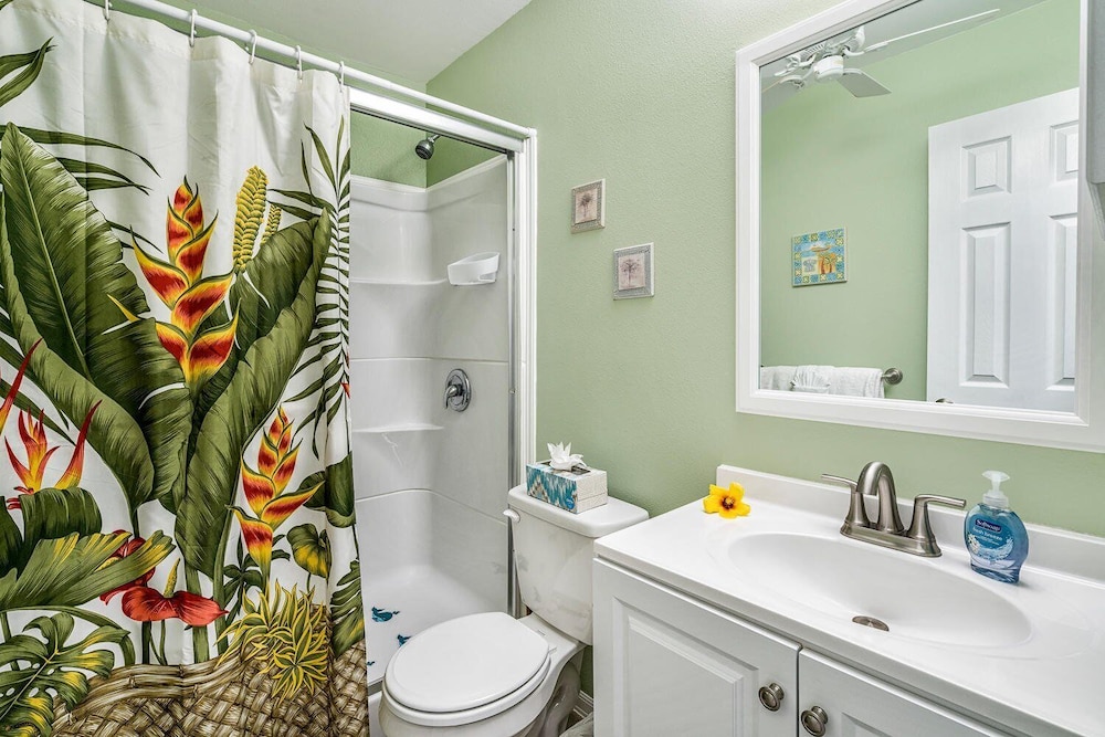 Desirable Ground Floor Unit - AC & Wifi - Concierge Included- Vrkcv