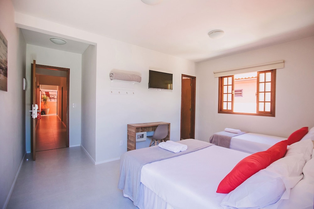CLH Suítes Ilha Grande - Hostel