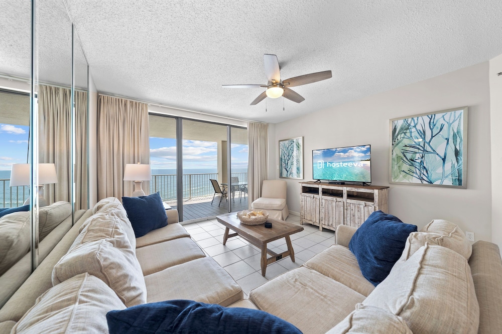 Pelican Pointe by Hosteeva