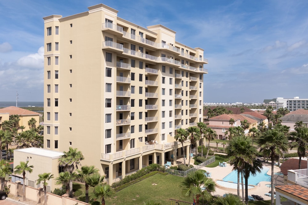 Las Villas Condo Unit 301 - 5 Night Minimum Stays 3 Bedroom Condo