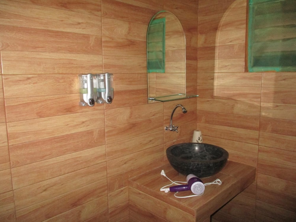 The Sandat Bungalow, Penida Island - 14