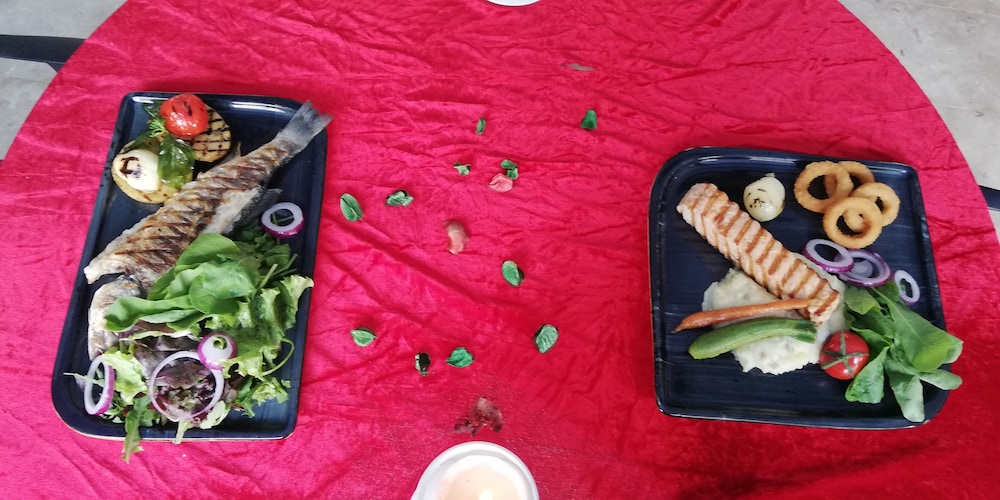 Nun By Laren Hotels - Image 37