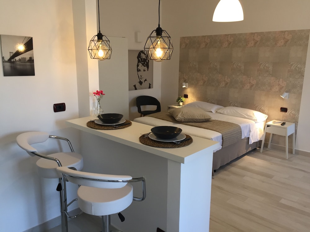 Modica Vacations - Casa Albergo Portale Pirrera - Property Image 16