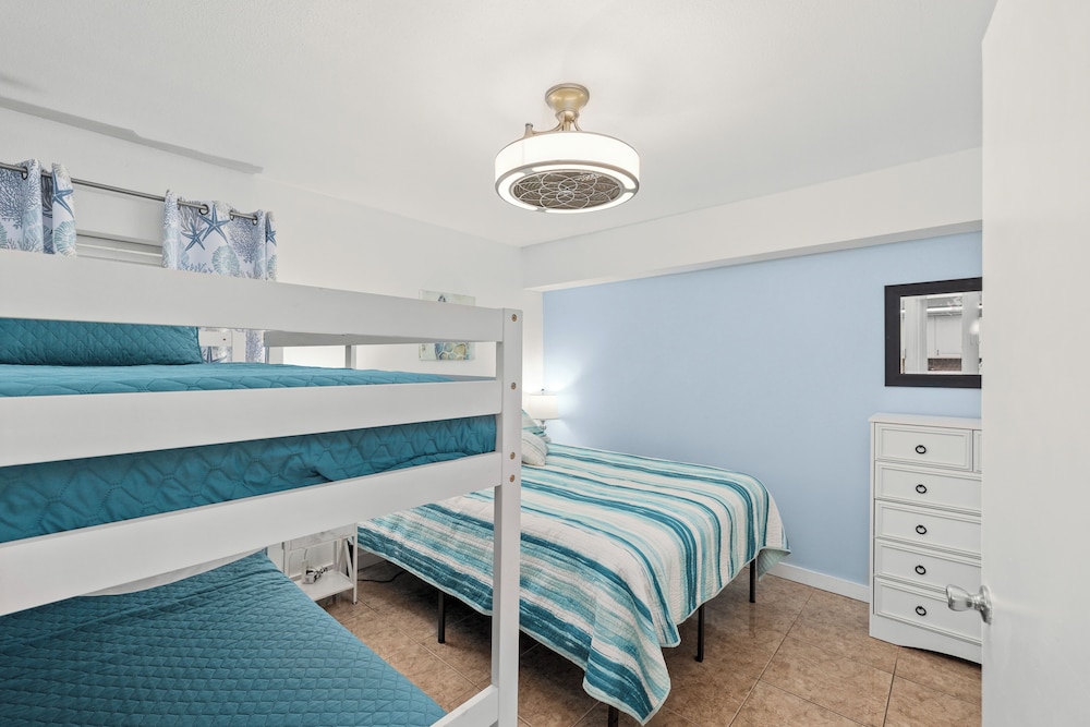 Steps to Pool & Beach: South Padre Island Retreat!