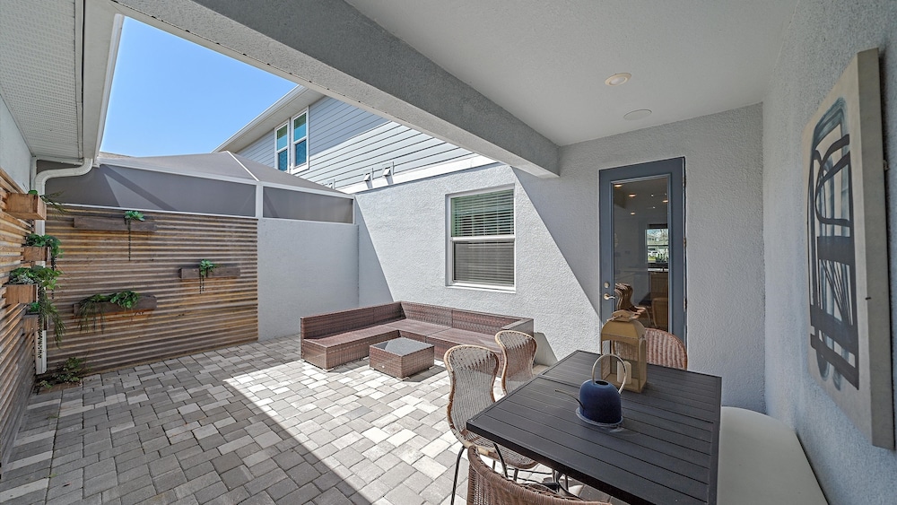 Lazy Days At Waterside 2 Bedroom Townhouse