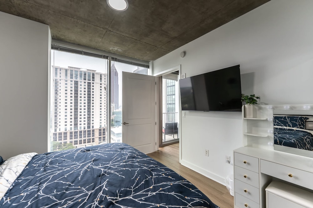 Midtown Luxepad 1b1b Rooftop Lounge Pool Gym Xbox