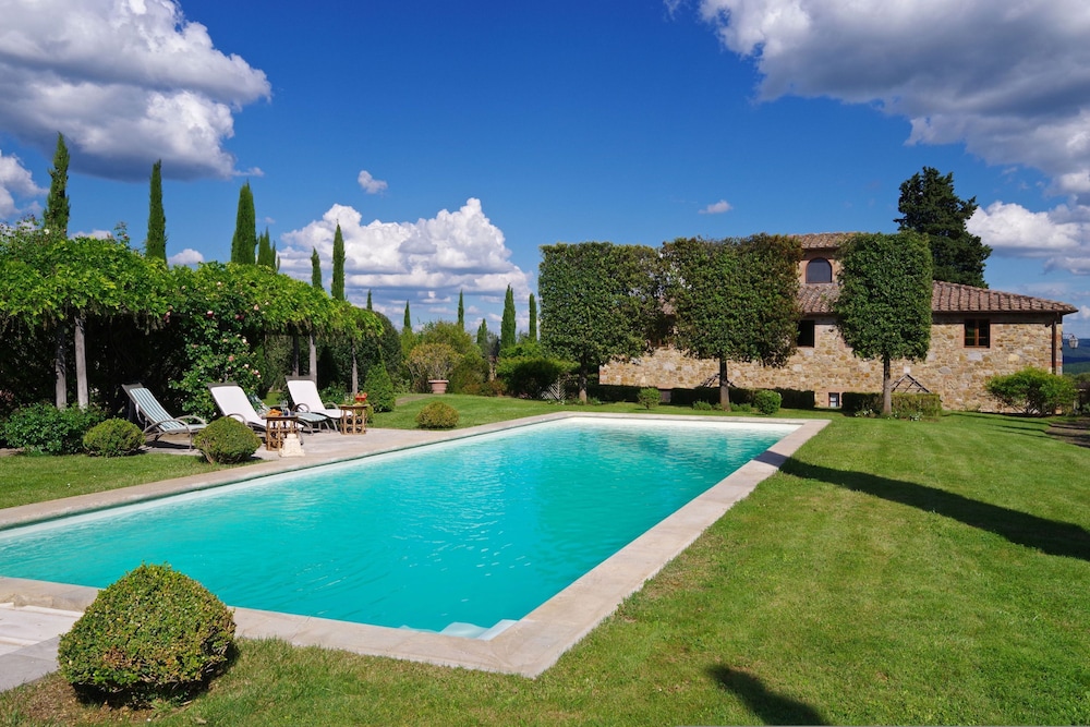 Camparone by Arceno Rentals Club