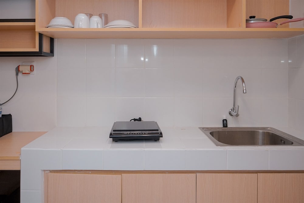 Simply Look Studio Room at Tokyo Riverside PIK 2 Apartment