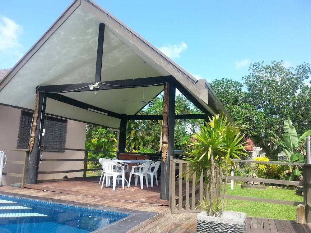 Marrs Villa - view 2