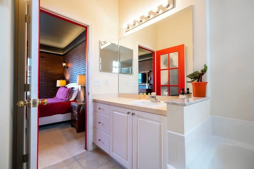 Marvelous 4Bd Close to Disney w/ Pool at 313 Tuscan Hills