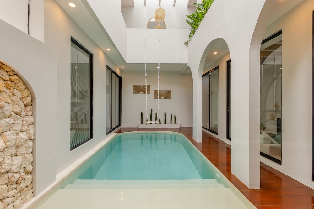 Stylish 3BR Villa La Greesa by OriVista