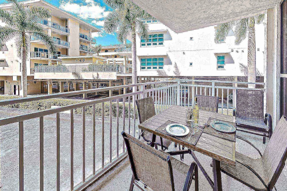 House of The Sun Siesta Key Crescent Beach view 5
