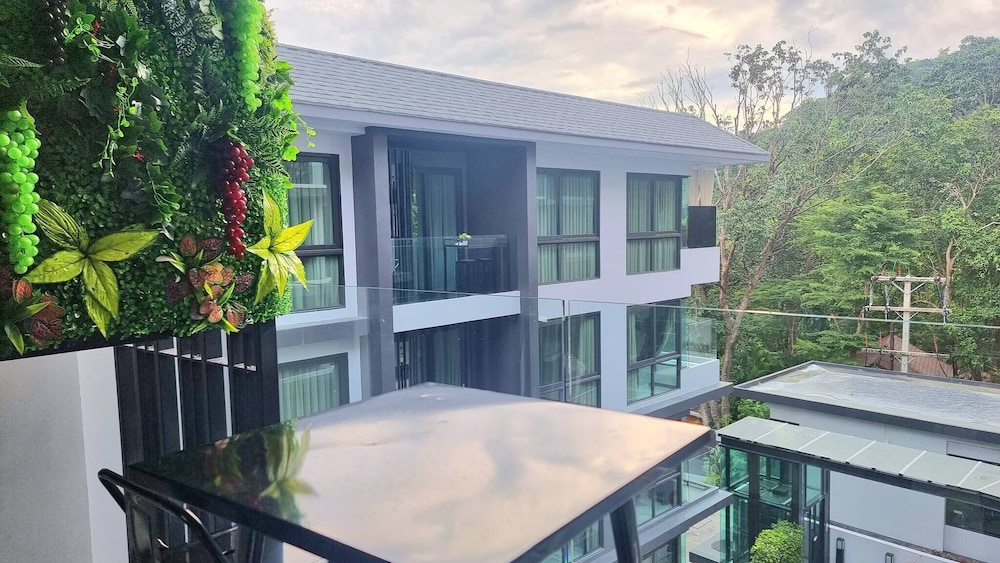 B407 - 1 Bedroom Condo Pool View Near Ao Nang Beach