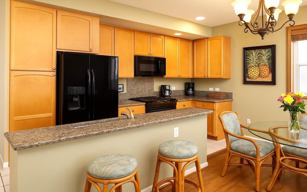 Waikoloa Colony Villas Collection by KBM - 2 Units on same floor (305/306)