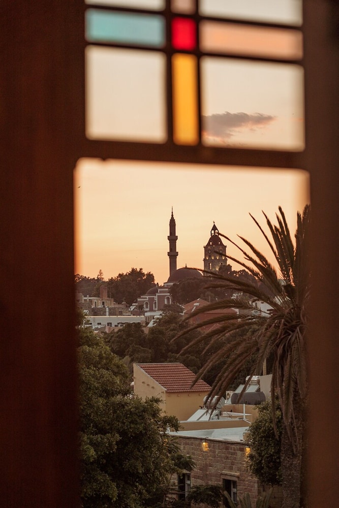Saray Monumental Luxury Villa