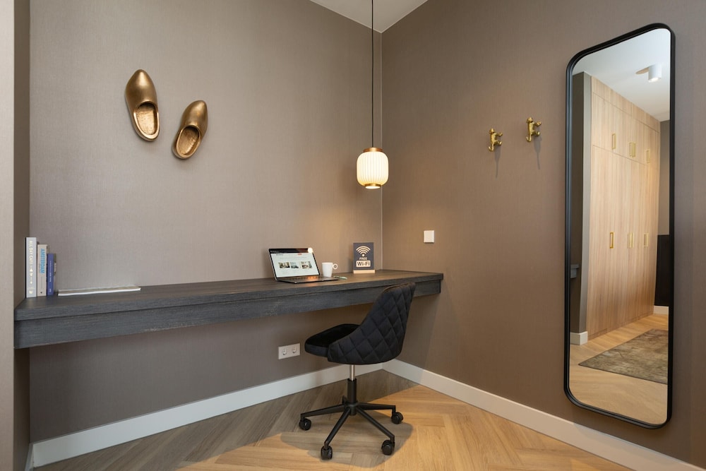 Cozy and Budget-friendly Studio Apartment