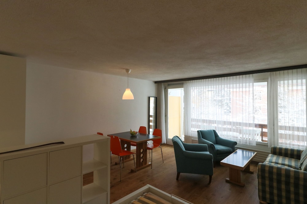 Apartments Cresta
