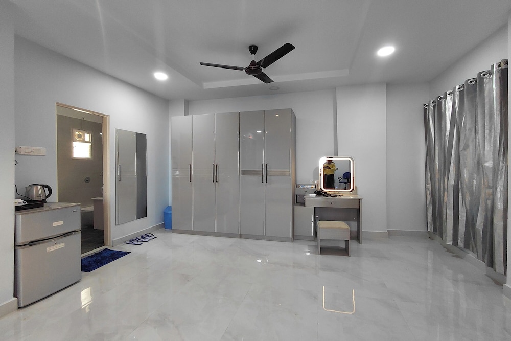V & U Homestay Sadar